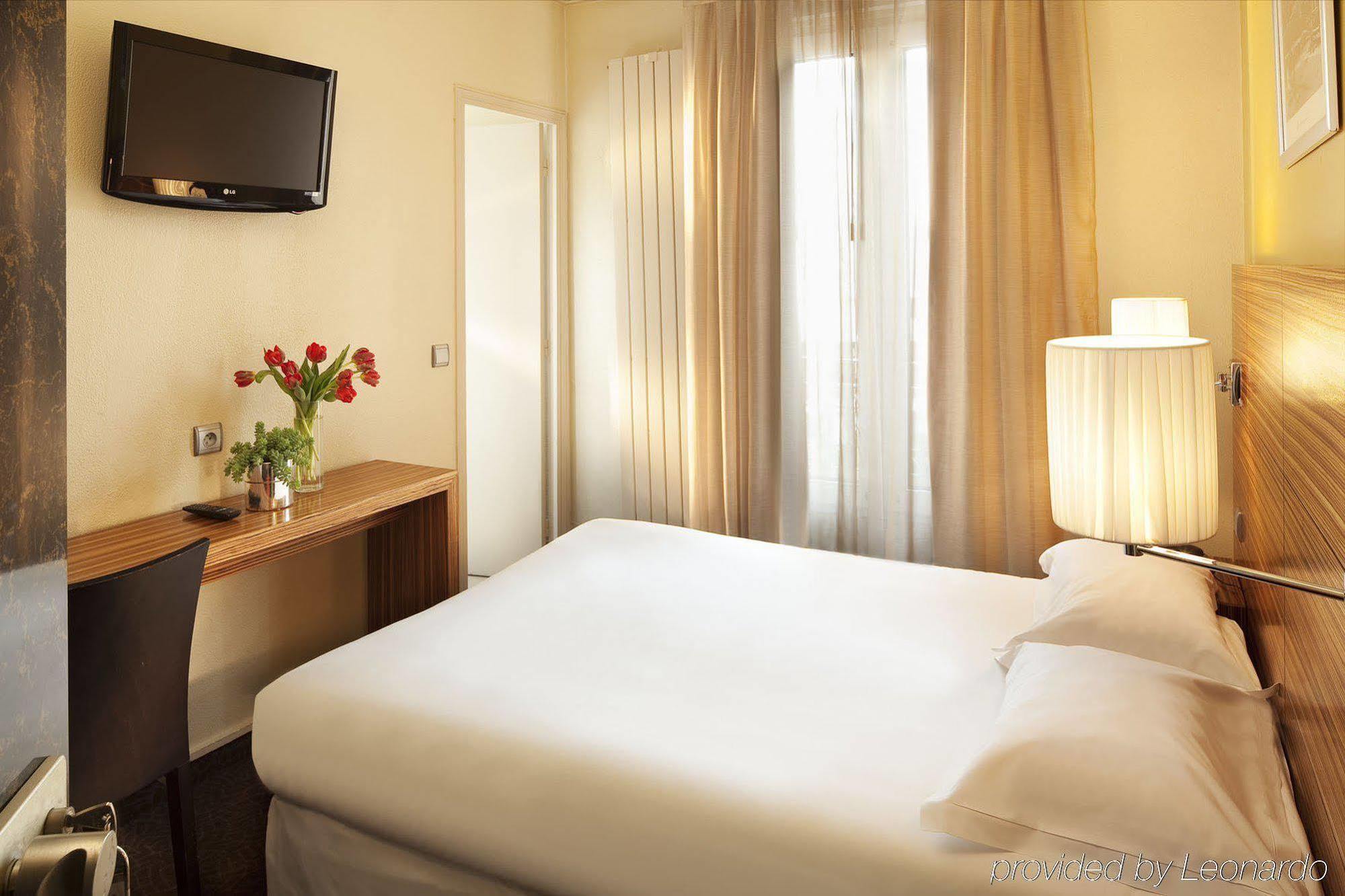 Hotel Gabriel Issy Paris Стая снимка